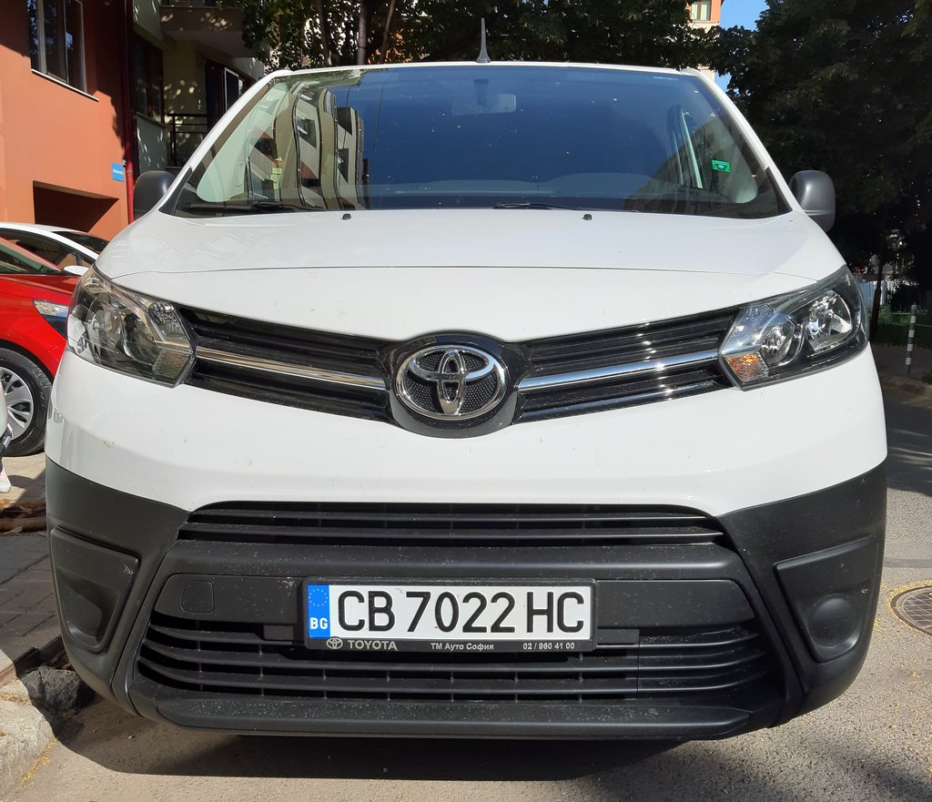 Аренда Toyota Proace Verso #1812 в Софии, Болгария ➤ TakeCars.com