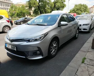 Benzine motor van 1,6L van Toyota Corolla 2018 te huur Praag.