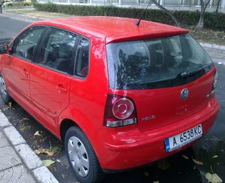 Volkswagen Polo 2010 automašīnas noma Bulgārijā, iezīmes ✓ Benzīns degviela un 85 zirgspēki ➤ Sākot no 15 EUR dienā.