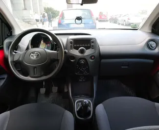 Silnik Benzyna 1,0 l – Wynajmij Toyota Aygo w Pradze.