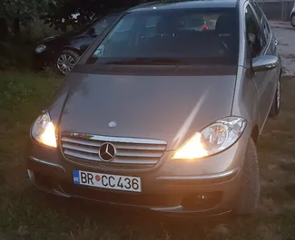Vista frontale di un noleggio Mercedes-Benz A180 cdi in Bar, Montenegro ✓ Auto #989. ✓ Cambio Automatico TM ✓ 22 recensioni.