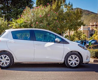 Motor Gasolina de 1,5L de Toyota Yaris 2019 para alquilar en en Budva.