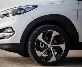 Benzīns 1,6L dzinējs Hyundai Tucson 2016 nomai Budvā.
