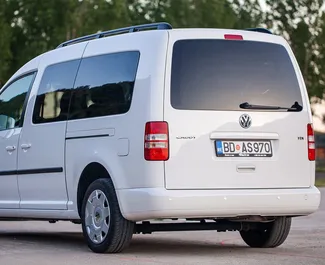 Volkswagen Caddy Maxi udlejning. Komfort, Minivan Bil til udlejning i Montenegro ✓ Depositum på 100 EUR ✓ TPL, CDW, SCDW, FDW, Passagerer, Tyveri, I udlandet forsikringsmuligheder.