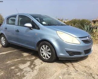 Kiralık bir Opel Corsa Girit'te, Yunanistan ön görünümü ✓ Araç #1082. ✓ Manuel TM ✓ 0 yorumlar.