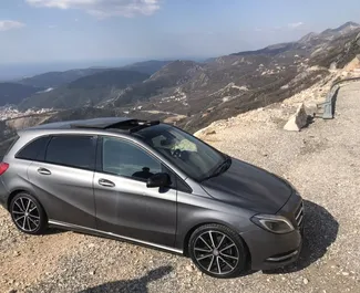 Mercedes-Benz B180 2015 auto rentimine Montenegros, sisaldab ✓ Diisel kütust ja 110 hobujõudu ➤ Alates 34 EUR päevas.