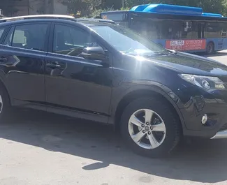 Frontvisning af en udlejnings Toyota Rav4 i Tbilisi, Georgien ✓ Bil #1350. ✓ Automatisk TM ✓ 0 anmeldelser.