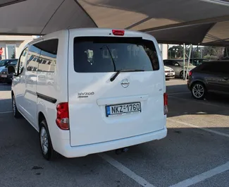 Diesel 1,5L moottori Nissan Evalia 2015 vuokrattavana Thessalonikin lentoasemalla.