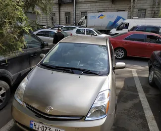 Автопрокат Toyota Prius в Тбилиси, Грузия ✓ №1806. ✓ Автомат КП ✓ Отзывов: 9.