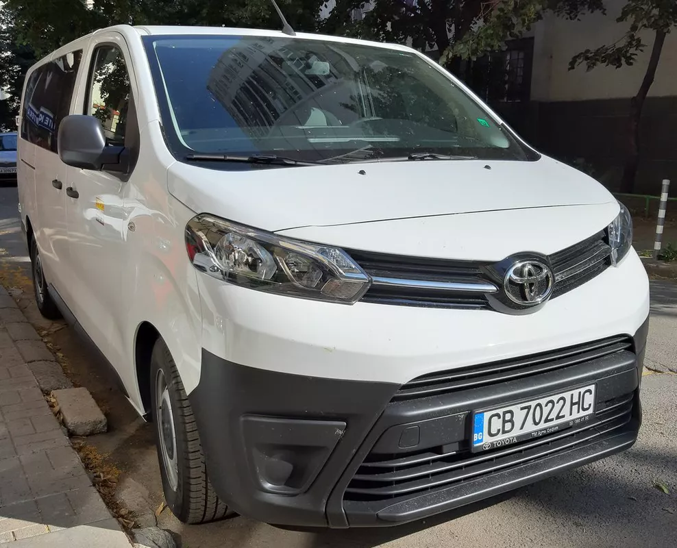 Аренда Toyota Proace Verso #1812 в Софии, Болгария ➤ TakeCars.com