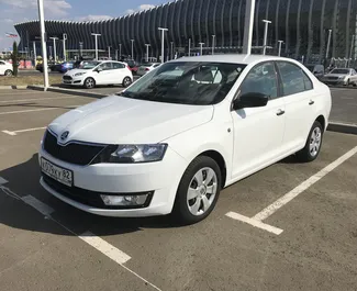 Auto rentimine Skoda Rapid #1822 Automaatne Simferopoli lennujaamas, varustatud 1,6L mootoriga ➤ Artemlt Krimmis.