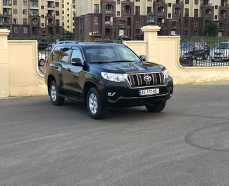 Auton vuokraus Toyota Land Cruiser Prado #1304 Automaattinen Tbilisissä, varustettuna 3,0L moottorilla ➤ Giorgiltä Georgiassa.