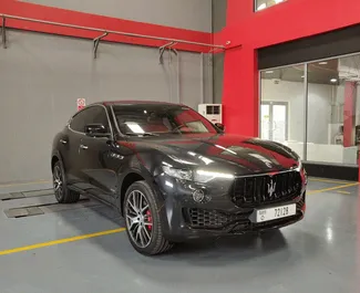 Vermietung Maserati Levante S. Luxus, Crossover Fahrzeug zur Miete in VAE ✓ Kaution Einzahlung von 5000 AED ✓ Versicherungsoptionen KFZ-HV, TKV.