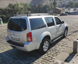 Auton vuokraus Nissan Pathfinder #1315 Automaattinen Tbilisissä, varustettuna 4,0L moottorilla ➤ Tamazltä Georgiassa.
