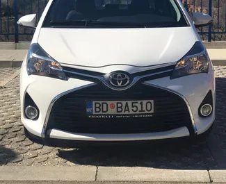 Benzinas 1,3L variklis Toyota Yaris 2017 nuomai Rafailovičiuose.