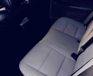 Toyota Camry – samochód kategorii Komfort, Premium na wynajem w Gruzji ✓ Bez Depozytu ✓ Ubezpieczenie: OC, CDW, SCDW, Pasażerowie, Od Kradzieży.