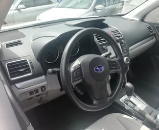 Subaru Forester 2016 disponible para alquilar en Tiflis, con límite de millaje de ilimitado.