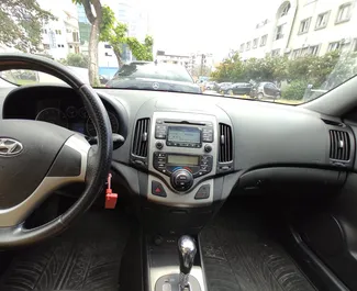 Ενοικίαση αυτοκινήτου Hyundai i30 2011 στο Μαυροβούνιο, περιλαμβάνει ✓ καύσιμο Βενζίνη και 90 ίππους ➤ Από 22 EUR ανά ημέρα.