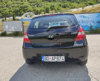 Hyundai i20 udlejning. Økonomi, Komfort Bil til udlejning i Montenegro ✓ Depositum på 100 EUR ✓ TPL, CDW, SCDW, Passagerer, I udlandet forsikringsmuligheder.