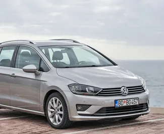 Frontvisning af en udlejnings Volkswagen Golf 7+ i Budva, Montenegro ✓ Bil #1270. ✓ Automatisk TM ✓ 12 anmeldelser.