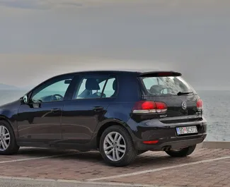 Aluguel de carro Volkswagen Golf 6 2012 no Montenegro, com ✓ combustível Gasóleo e 140 cavalos de potência ➤ A partir de 20 EUR por dia.