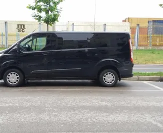 Kiralık bir Ford Tourneo Custom Durres içinde, Arnavutluk ön görünümü ✓ Araç #2152. ✓ Manuel TM ✓ 0 yorumlar.