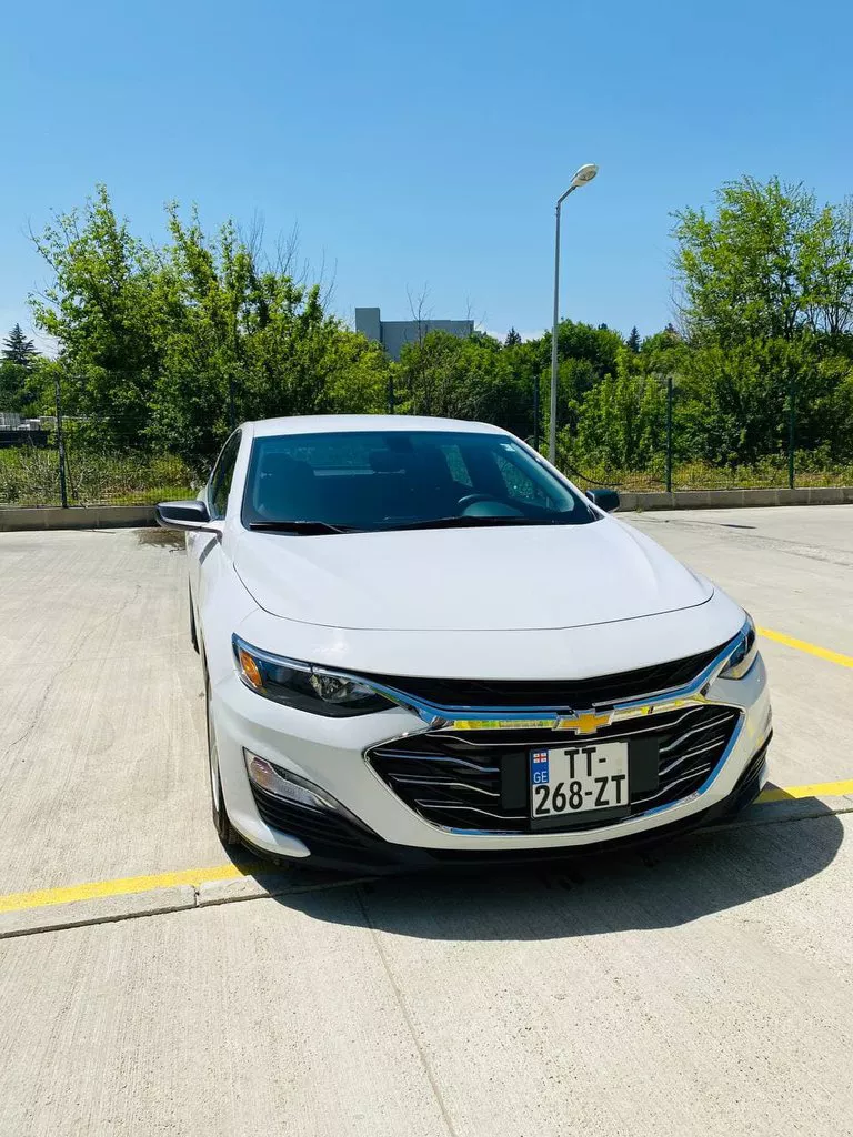 Аренда Chevrolet Malibu #2054 в Тбилиси, Грузия ➤ TakeCars.com