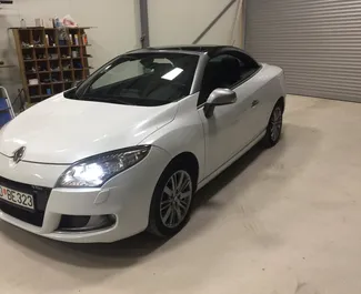 Rendiauto esivaade Renault Megane Cabrio Budvas, Montenegro ✓ Auto #2196. ✓ Käigukast Automaatne TM ✓ Arvustused 1.