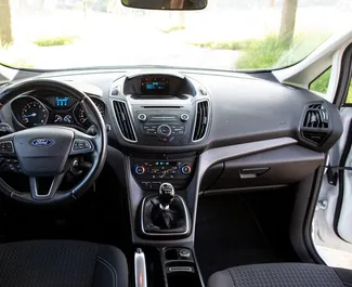Ford C-Max 2018 autóbérlés Montenegróban, jellemzők ✓ Benzin üzemanyag és 125 lóerő ➤ Napi 21 EUR-tól kezdődően.
