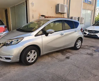 Орендуйте Nissan Note 2018 на Кіпрі. Паливо: Бензин. Потужність: 110 к.с. ➤ Вартість від 36 EUR за добу.