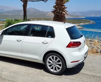 Volkswagen Golf 租赁。在 在希腊 出租的 经济, 舒适性 汽车 ✓ Without Deposit ✓ 提供 TPL, FDW, Passengers, Theft 保险选项。