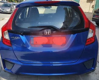 Honda Jazz 2017 auton vuokraus Kyproksella, sisältää ✓ Bensiini polttoaineen ja 130 hevosvoimaa ➤ Alkaen 35 EUR päivässä.