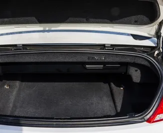 BMW 635d Cabrio kiralama. Premium, Lüks, Cabrio Türünde Araç Kiralama Karadağ'da ✓ Depozito 500 EUR ✓ TPL, Yolcular, Hırsızlık sigorta seçenekleri.