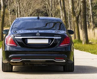 Utleie av Mercedes-Benz S-Class. Premium, Luksus bil til leie i Montenegro ✓ Depositum på 500 EUR ✓ Forsikringsalternativer: TPL, Passasjerer, Tyveri.