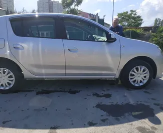 Ενοικίαση Renault Sandero. Αυτοκίνητο Οικονομική προς ενοικίαση στην Κριμαία ✓ Κατάθεση 5000 RUB ✓ Επιλογές ασφάλισης: TPL.