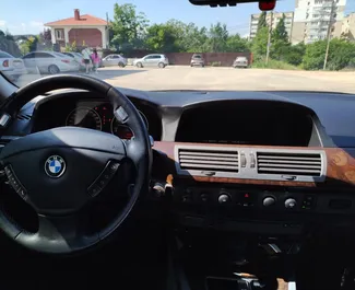 Utleie av BMW 730i. Premium, Luksus bil til leie på Krim ✓ Depositum på 20000 RUB ✓ Forsikringsalternativer: TPL.
