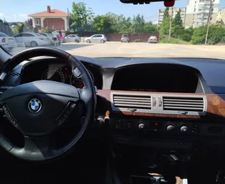 Najem BMW 730i. Avto tipa Premium, Razkošje za najem v na Krimu ✓ Depozit 20000 RUB ✓ Možnosti zavarovanja: TPL.