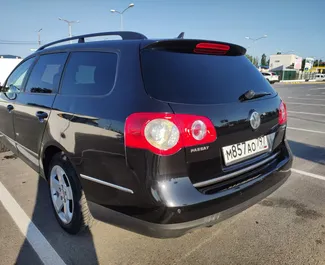 Noleggio Volkswagen Passat Variant. Auto Comfort, Premium per il noleggio in Crimea ✓ Cauzione di Deposito di 10000 RUB ✓ Opzioni assicurative RCT.