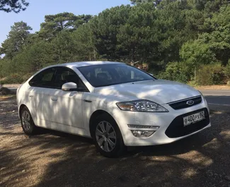 Frontvisning av en leiebil Ford Mondeo i Simferopol, Krim ✓ Bil #2649. ✓ Manuell TM ✓ 0 anmeldelser.