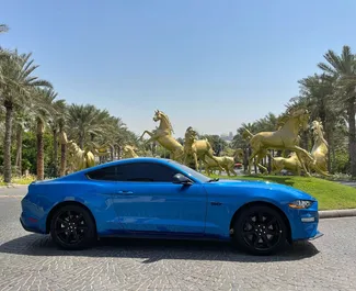 Biluthyrning av Ford Mustang GT 2021 i i Förenade Arabemiraten, med funktioner som ✓ Bensin bränsle och 460 hästkrafter ➤ Från 589 AED per dag.