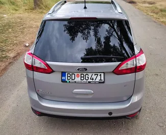 Verhuur Ford C-Max. Comfort, Minivan Auto te huur in Montenegro ✓ Borg van Borg van 50 EUR ✓ Verzekeringsmogelijkheden TPL, CDW, SCDW, Diefstal, Buitenland.