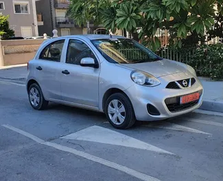 Vista frontal de un Nissan March de alquiler en Limassol, Chipre ✓ Coche n.º 3292. ✓ Automático TM ✓ 1 opiniones.