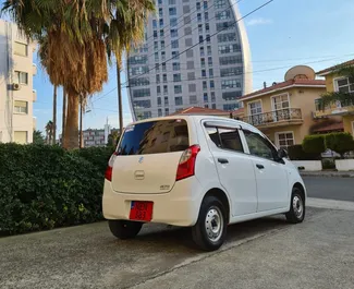 租车 Suzuki Alto #3291 Automatic 在 在利马索尔，配备 0.8L 发动机 ➤ 来自 亚历山大 在塞浦路斯。