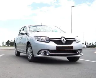 Predný pohľad na prenajaté auto Renault Logan v v Baku, Azerbajdžan ✓ Auto č. 3490. ✓ Prevodovka Automatické TM ✓ Hodnotenia 0.