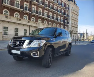 Frontvisning af en udlejnings Nissan Patrol i Baku, Aserbajdsjan ✓ Bil #3549. ✓ Automatisk TM ✓ 0 anmeldelser.