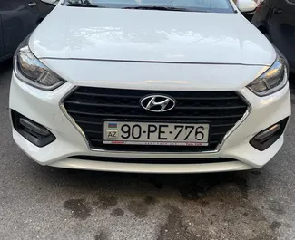 Kiralık bir Hyundai Accent Bakü'de, Azerbaycan ön görünümü ✓ Araç #3644. ✓ Otomatik TM ✓ 0 yorumlar.