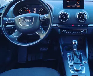 Intérieur de Audi A3 à louer au Monténégro. Une excellente voiture de 5 places avec une transmission Automatique.