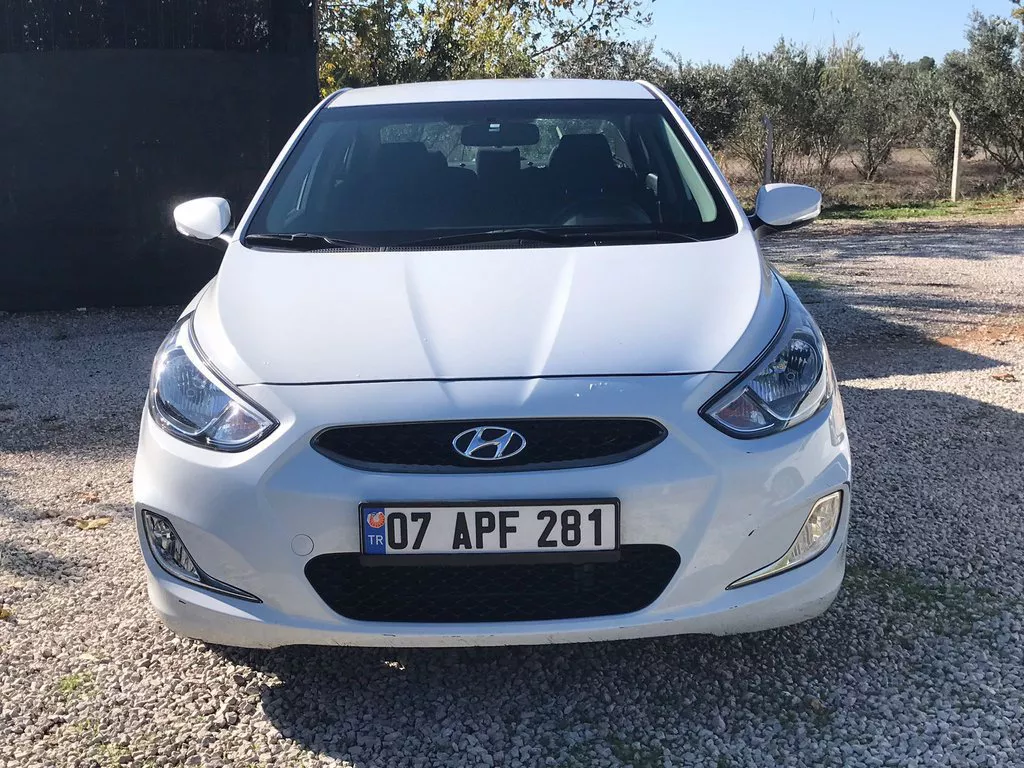 Аренда Hyundai Accent Blue #3287 в аэропорту Анталии, Турция ➤ TakeCars.com