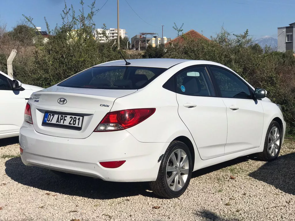 Аренда Hyundai Accent Blue #3287 в аэропорту Анталии, Турция ➤ TakeCars.com