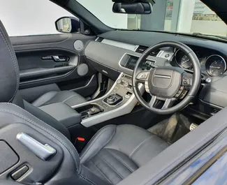 Land Rover Evouqe Cabrio vuokraus. Premium, SUV, Cabrio auto vuokrattavana Kyproksella ✓ Vakuusmaksu 1000 EUR ✓ Vakuutusvaihtoehdot: TPL, CDW, Nuori.